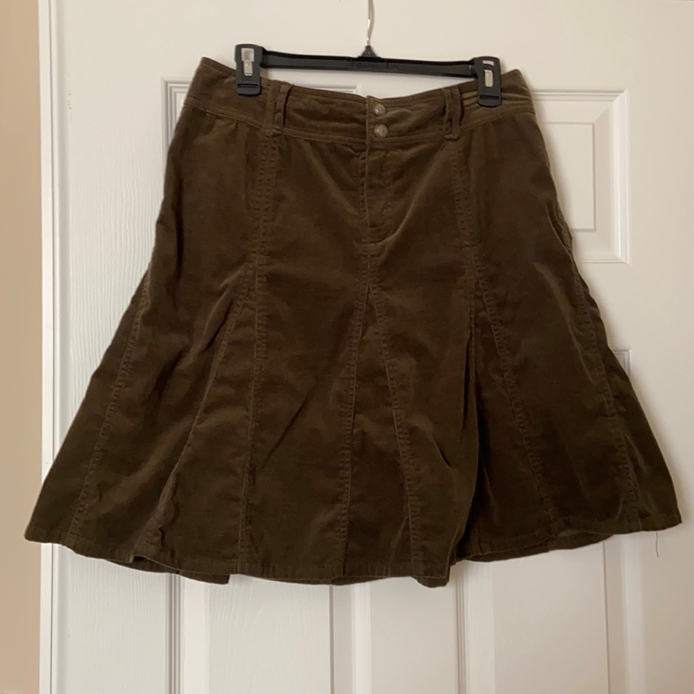 Athleta corduroy A line skirt size 10, Olive green, snap & draw string waist.
